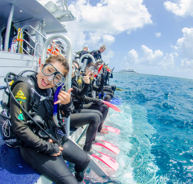 Things to Do in Cairns 4 Learn to Dive with Divers Den