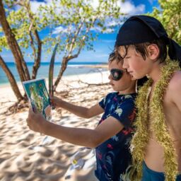 Kids Treasure Hunt on the Frankland Island