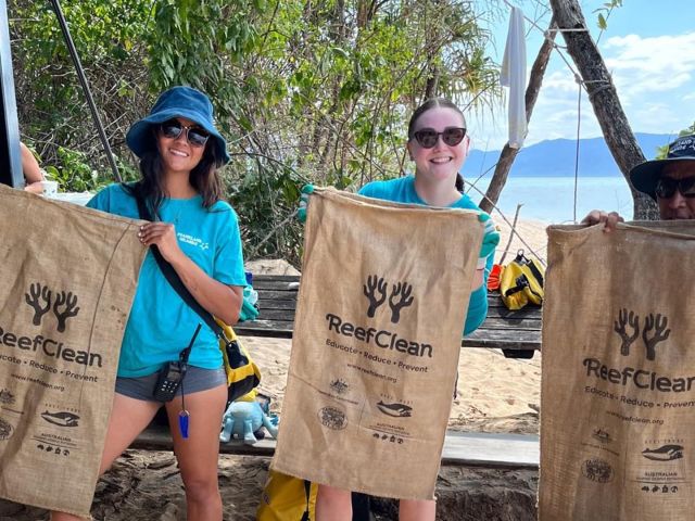 Frankland-Islands-Sustainability-Reef-Clean-Up-1920x1080
